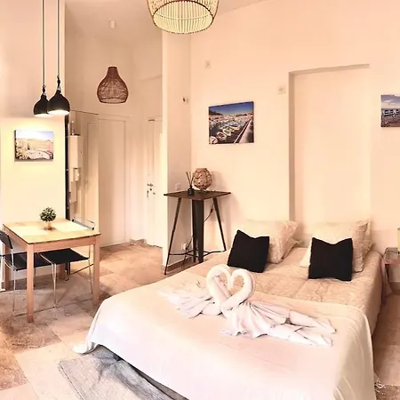 Cosy, Terrasse, Proche Et Tramway Nizza