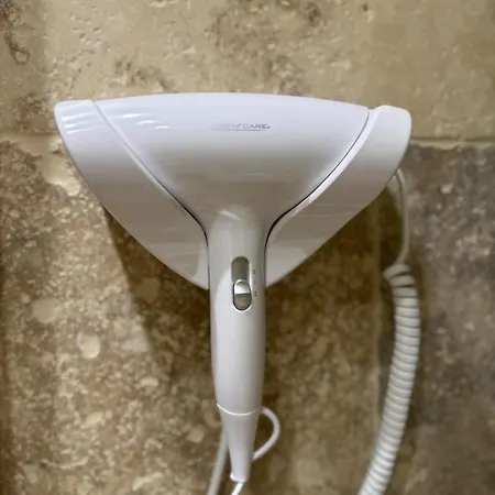 Cosy, Terrasse, Proche Et Tramway Nizza